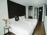 Deluxe Triple room with balcony and with city view