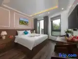 Deluxe Double room with balcony and with mountain view