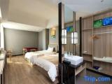 1 Bedroom Standard room with partial sea view