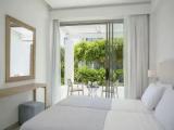 Standard room with garden view