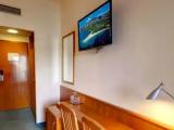 1 Bedroom Standard Double room with partial sea view