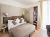 Superior Double room with balcony and with partial sea view
