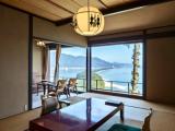 Deluxe room with ocean view
