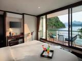 Suite with balcony
