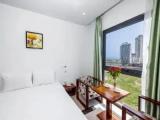 Deluxe Double room with partial ocean view