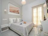 2 Bedrooms Quadruple Family Apartment with garden view