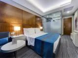 Deluxe room with city view