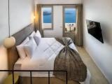 Suite with view