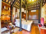 Suite with garden view