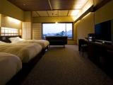 Superior Triple room with city view