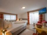 Standard Triple room with balcony