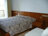 Standard Triple room with balcony