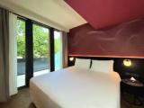 Deluxe Double room with city view