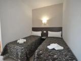 Standard Triple room with city view