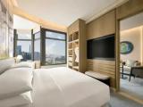 Grand Double Club Suite