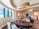 2 Bedrooms Opera Suite