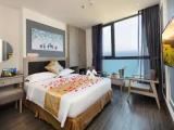 Deluxe Double room with partial sea view