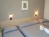 Standard Quadruple room with sea view