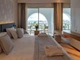 Apartment with balcony and with sea view