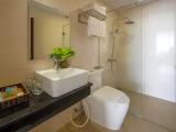 Deluxe Double room with city view