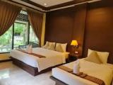 Deluxe Triple room with balcony