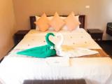 Deluxe Double room with pool view