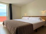 2 Bedrooms Family Apartment with sea view
