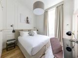 Deluxe room with courtyard view