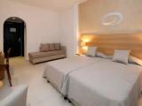 Standard room with partial sea view