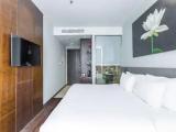 Deluxe Double room with city view