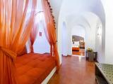 Standard Triple room with garden view