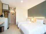 Deluxe Twin room with balcony