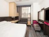 Double room with city view