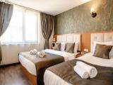 Classic Quadruple room
