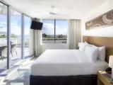 1 Bedroom Double Suite with ocean view