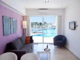 1 Bedroom Apartment with garden view