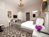 Jacuzzi Double room