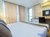 2 Bedrooms Standard Family room