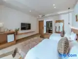 Standard room with view