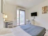 Quadruple Apartment