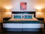Deluxe Quadruple Suite with harbour view