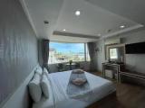 Deluxe Double room with partial sea view