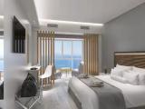 Junior Suite with partial sea view