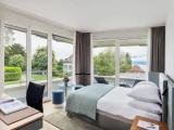 Superior room with lake view