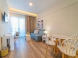 2 Bedrooms Apartment with mountain view
