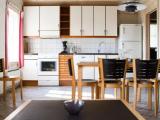 3 Bedrooms Apartment