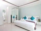 2 Bedrooms Quadruple Family Villa
