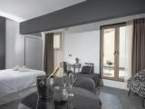 Suite with balcony