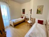 Standard Twin room with balcony