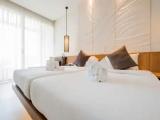 Deluxe room with pool view
